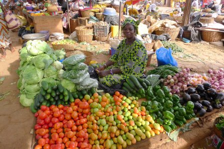 8 African market 6