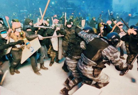 Ukraine riots 32 p